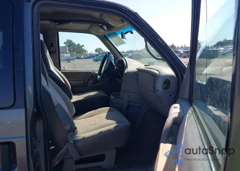 2000 Chevrolet Astro из США, поврежденный, VIN 1GNEL19W6YB219627